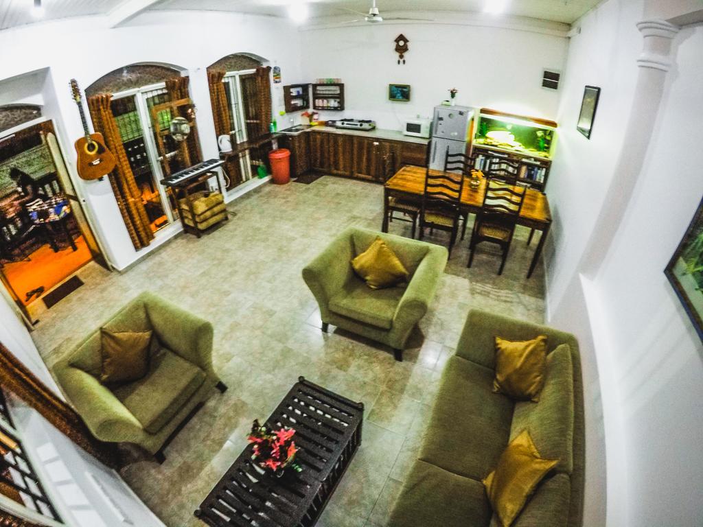 Wijenayake'S - Beach Haven Guest House - Galle Fort Exterior photo