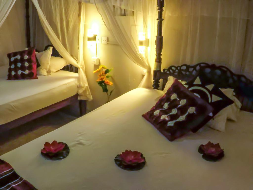 Wijenayake'S - Beach Haven Guest House - Galle Fort Exterior photo